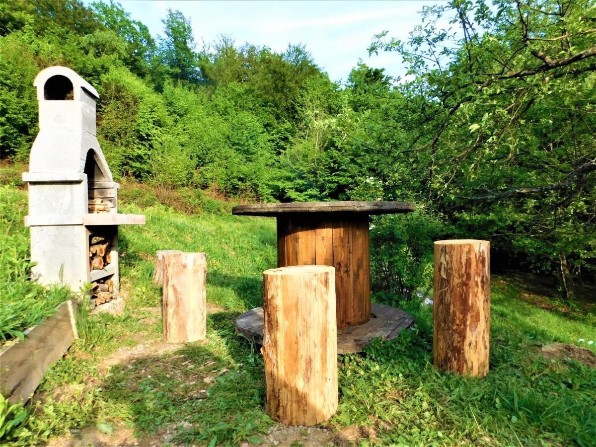 Robinzonski Turizam "Robin' S Hood" Skrad Ngoại thất bức ảnh